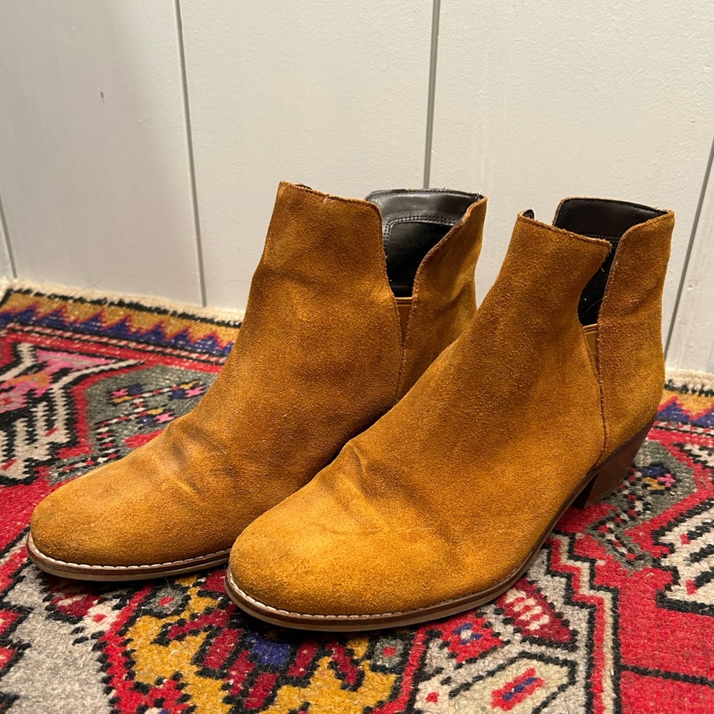 Cole Haan Suede Leather Boots - Tan